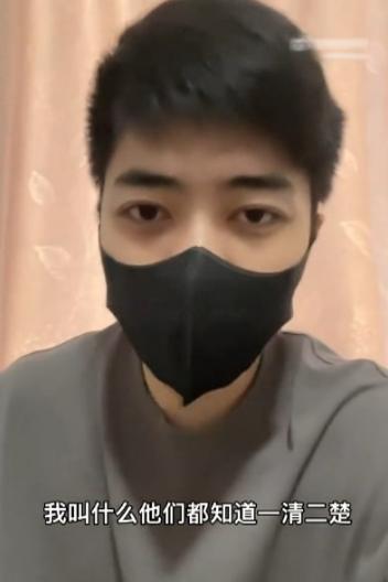 DƬ